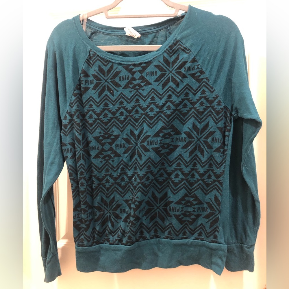 PINK- Victoria’s Secret | Sweater